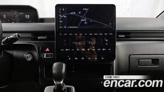 Hyundai Staria Staria 4WD Tourer 9 мест — Фото автомобиля 16