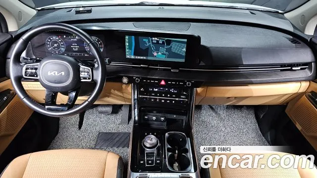 Kia Carnival Generation 4 — Фото автомобиля 10