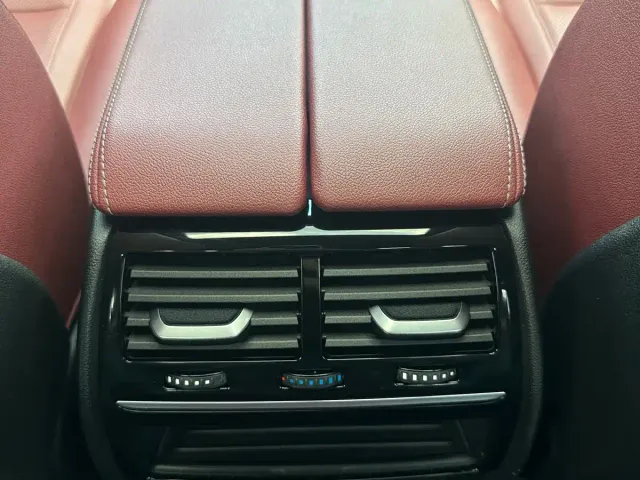 BMW 5 Series — Фото автомобиля 19