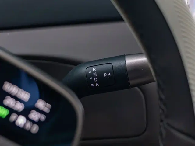 Li Auto MEGA — Фото автомобиля 18