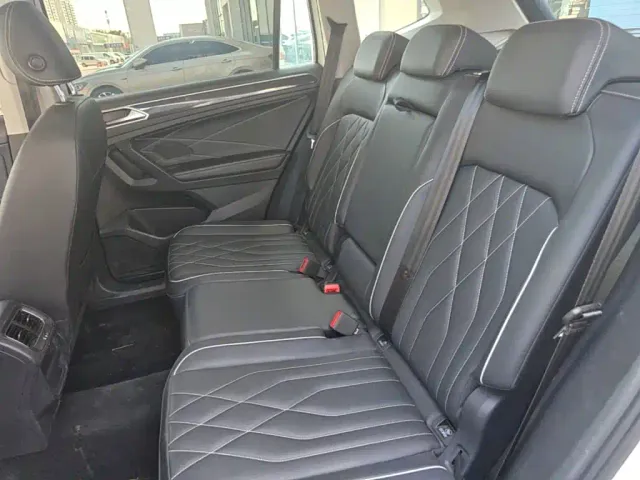 Volkswagen Tiguan L — Фото автомобиля 16
