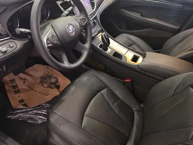 Buick LaCrosse — Фото автомобиля 9