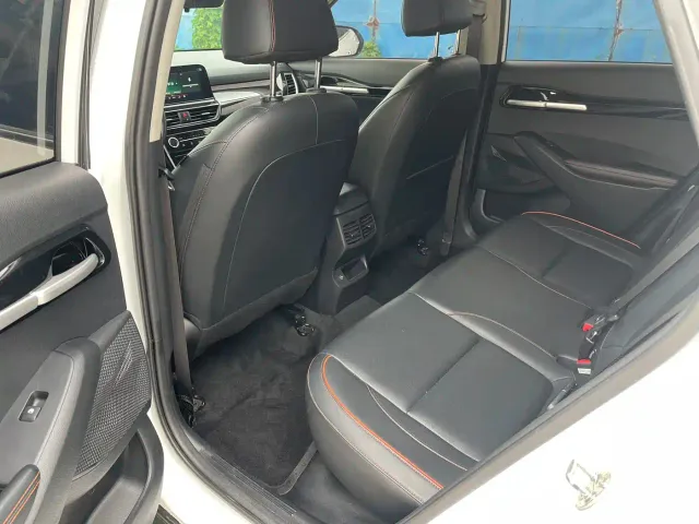 Kia Seltos — Фото автомобиля 5
