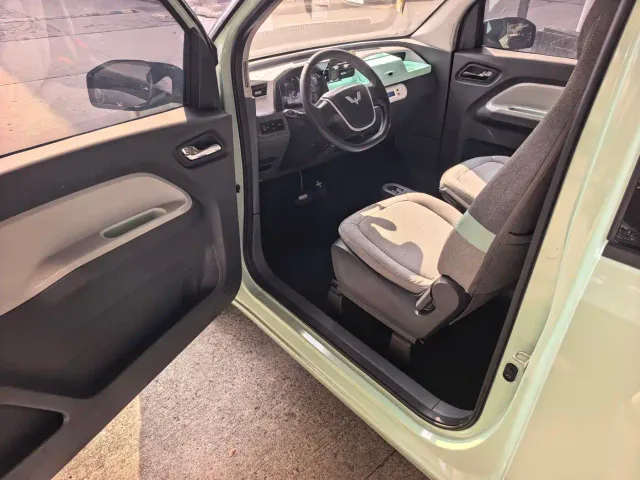 Wuling Hongguang Mini EV — Фото автомобиля 4