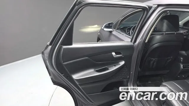 Hyundai Santa Fe Santa Fe (New) — Фото автомобиля 25