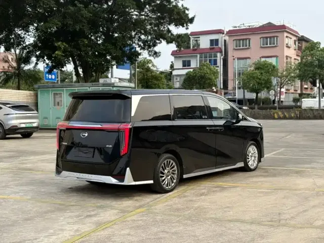 GAC Trumpchi M8 — Фото автомобиля 4