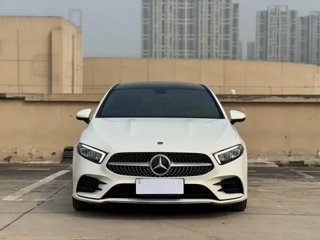 Mercedes-Benz A-Class — Фото автомобиля 2