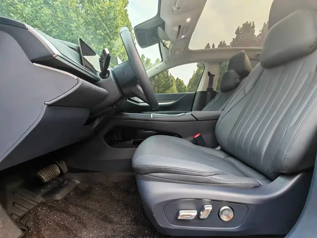Buick Electra L7 — Фото автомобиля 9
