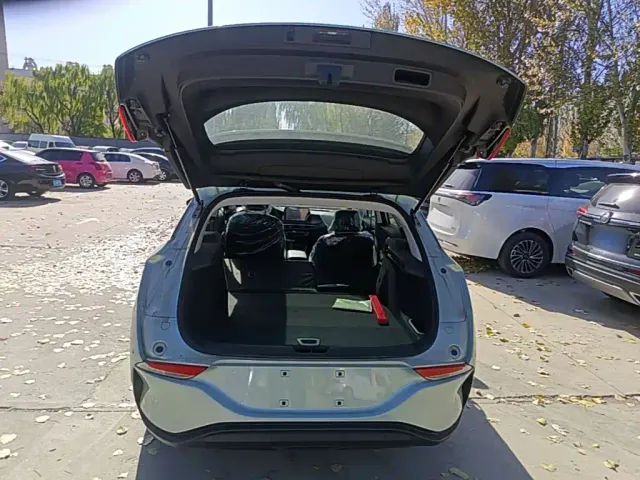 Buick Velite 6 — Фото автомобиля 18