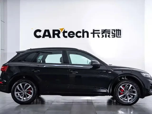 Audi Q5L — Фото автомобиля 3