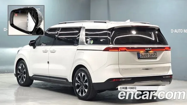 Kia Carnival Generation 4 — Фото автомобиля 4