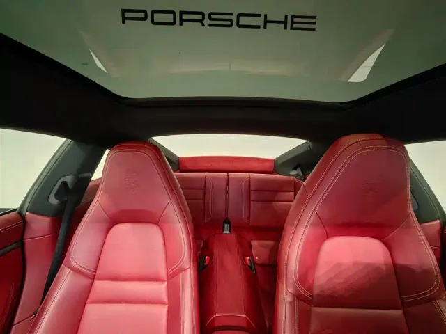 Porsche 911 — Фото автомобиля 4