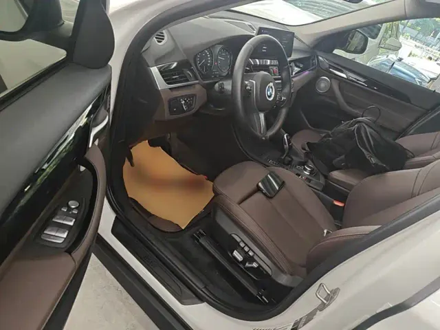 BMW X1 — Фото автомобиля 15