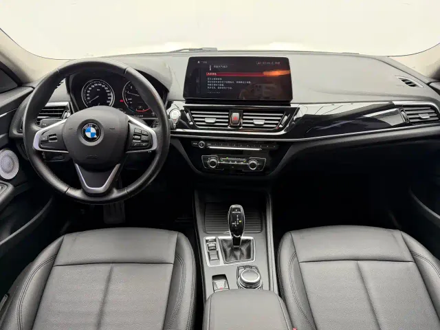 BMW 1 Series — Фото автомобиля 11