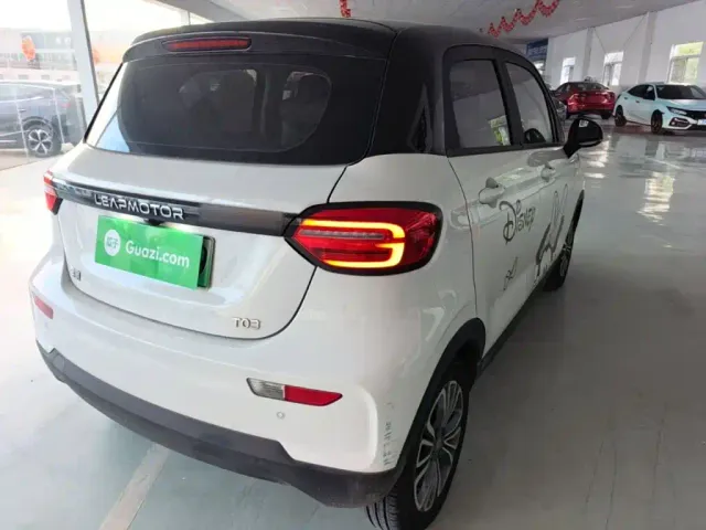 Leapmotor T03 — Фото автомобиля 6