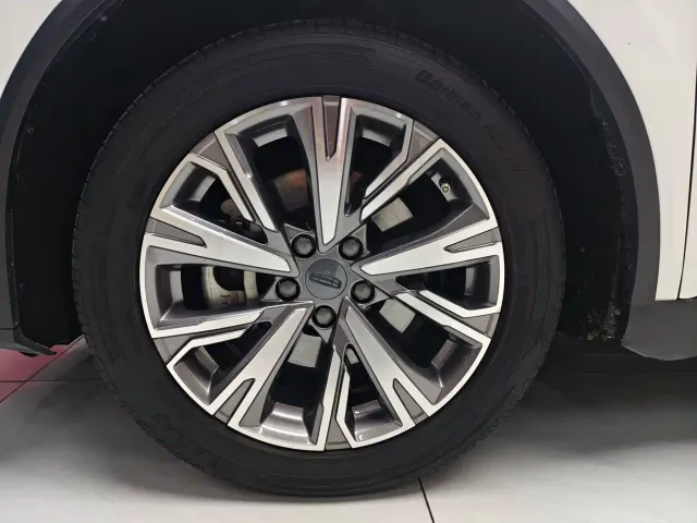 Geely Jiaji — Фото автомобиля 4