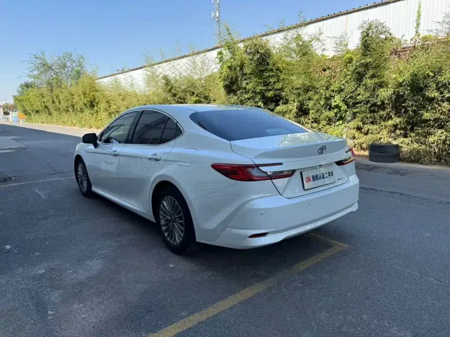 Toyota Camry — Фото автомобиля 8