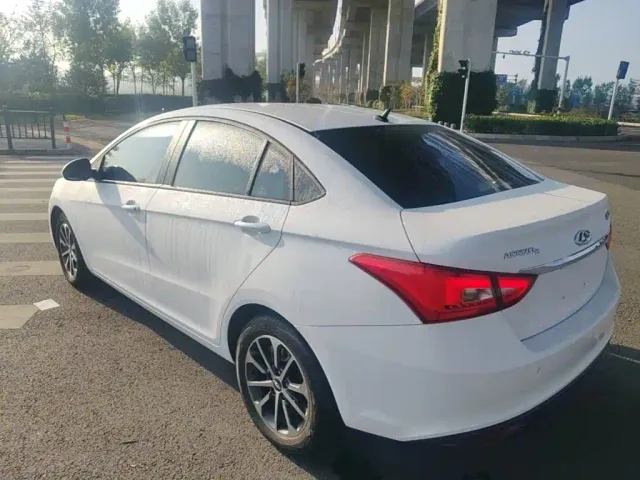 Chery Arrizo 5 — Фото автомобиля 4