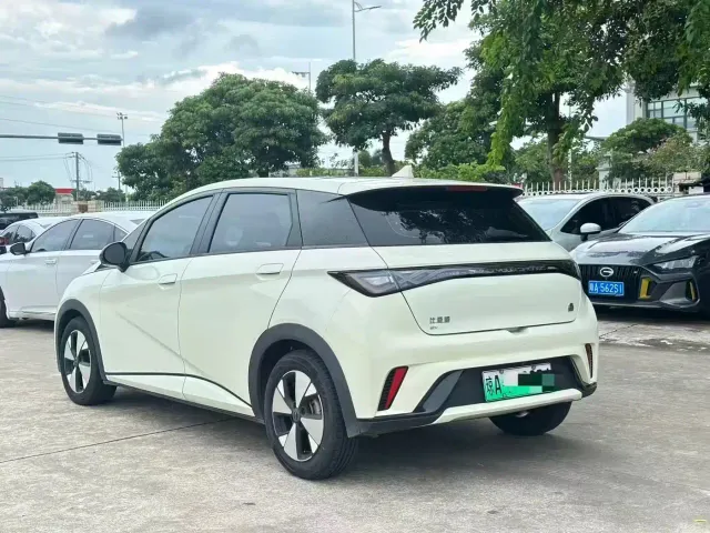 BYD Dolphin — Фото автомобиля 5