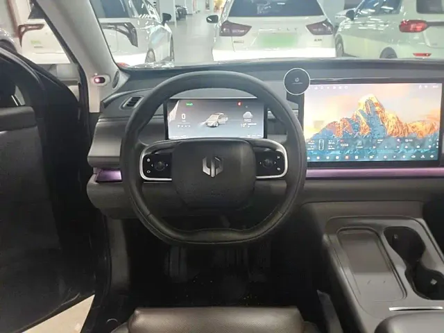 Leapmotor C10 — Фото автомобиля 10