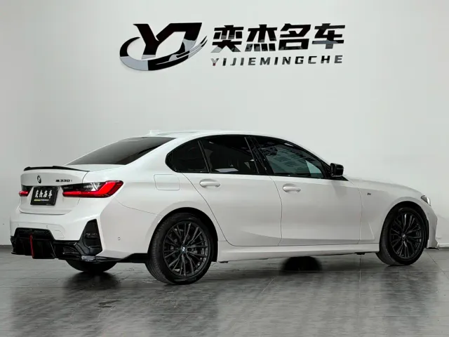 BMW 3 Series — Фото автомобиля 9
