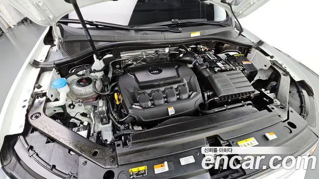 Volkswagen Tiguan — Фото автомобиля 9