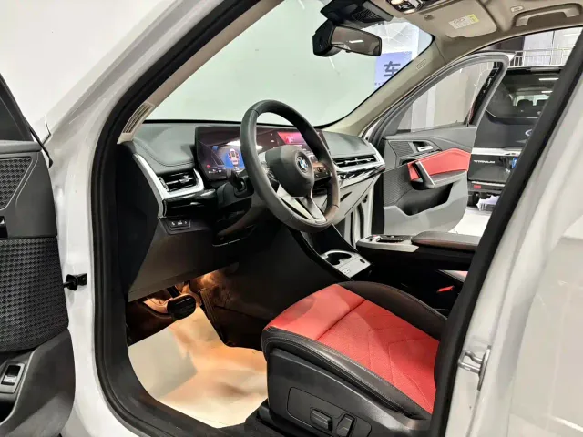 BMW X1 — Фото автомобиля 6