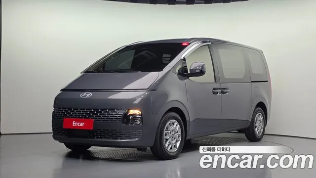 Фотография автомобиля — Hyundai Staria