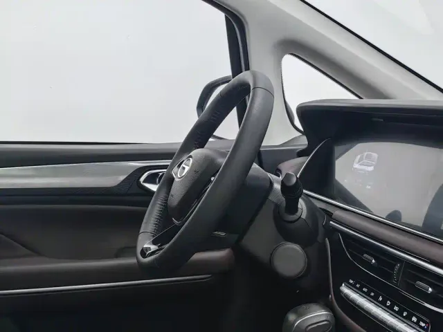 GAC Trumpchi M6 — Фото автомобиля 22