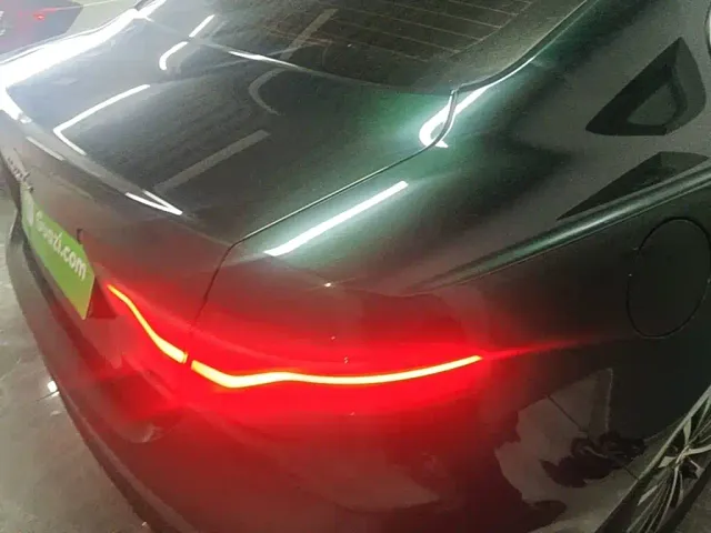Jaguar XEL — Фото автомобиля 6