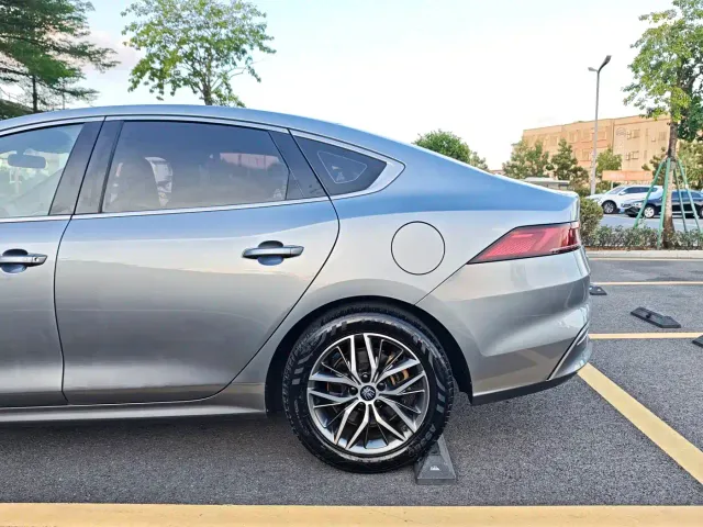 BYD Qin PLUS — Фото автомобиля 25