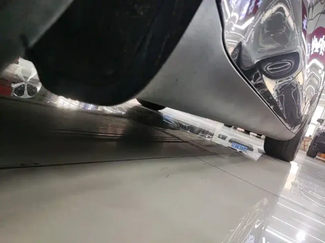 Tesla Model Y — Фото автомобиля 20