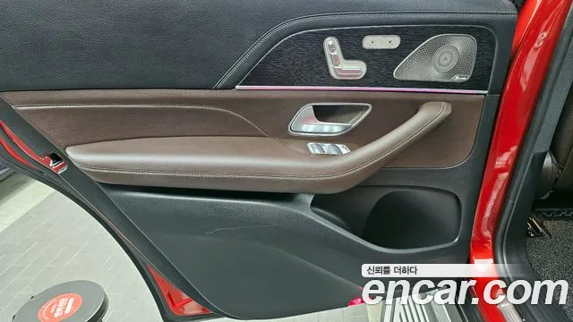 Mercedes-Benz GLS-Class — Фото автомобиля 21