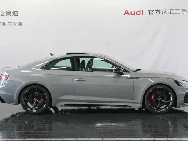 Audi RS 5 — Фото автомобиля 4