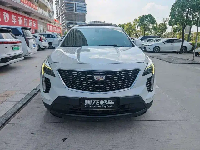 Cadillac XT4 — Фото автомобиля 2