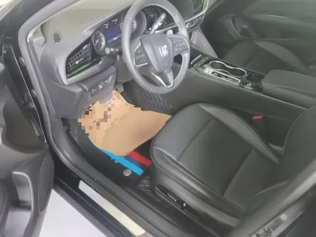 Buick Regal — Фото автомобиля 14
