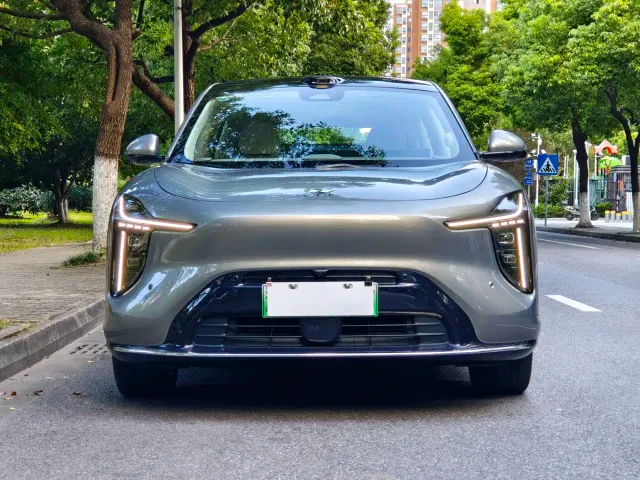 IM Motors LS6 — Фото автомобиля 2