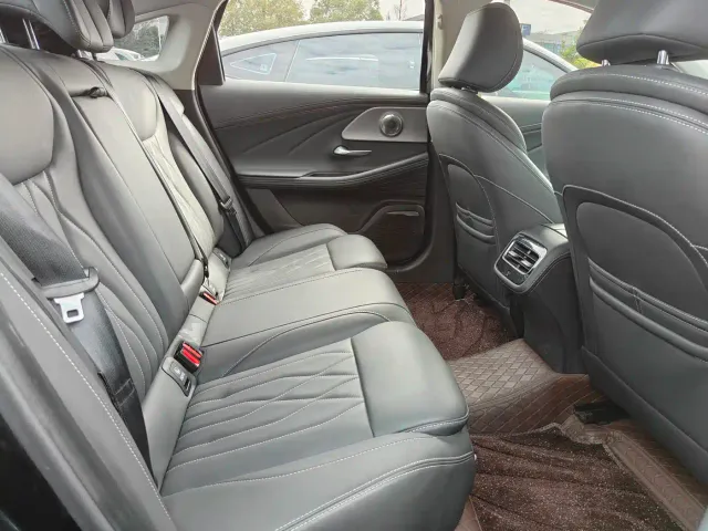 Chery Arrizo 8 — Фото автомобиля 11