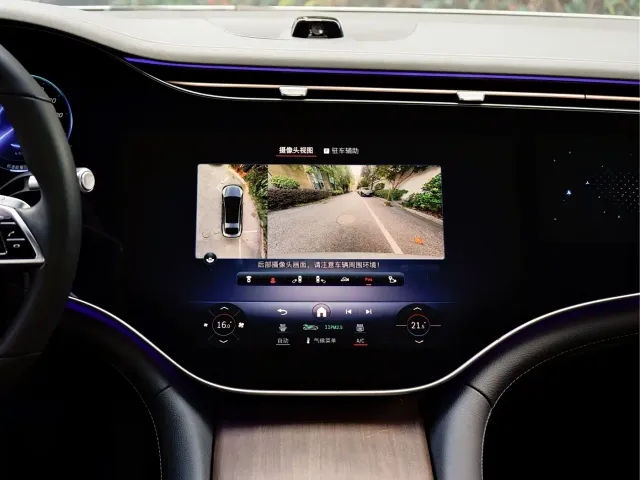 Mercedes-Benz EQS — Фото автомобиля 18