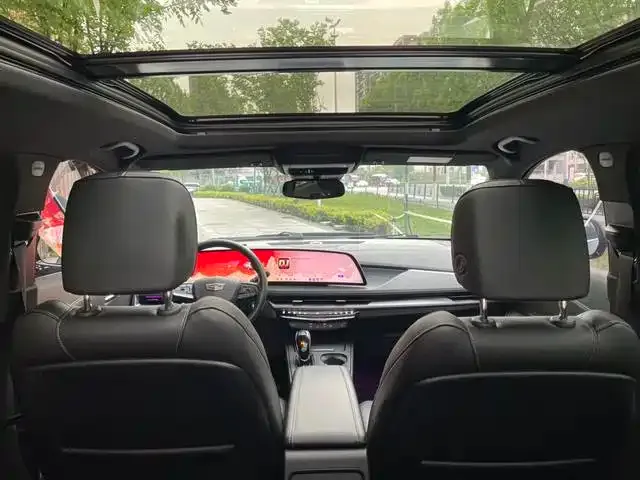 Cadillac XT4 — Фото автомобиля 9