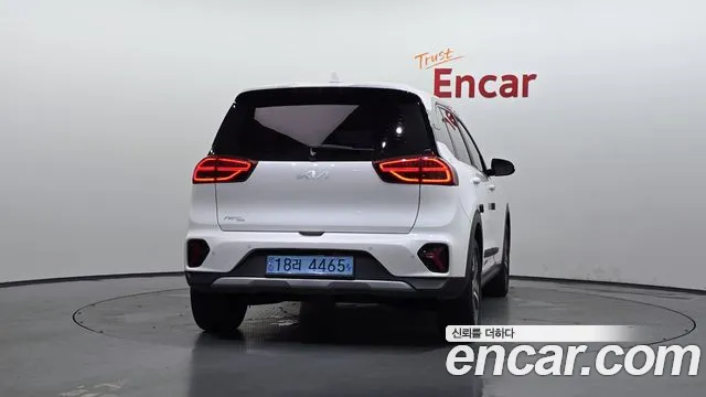 Kia Niro Niro Plus Earth — Фото автомобиля 4