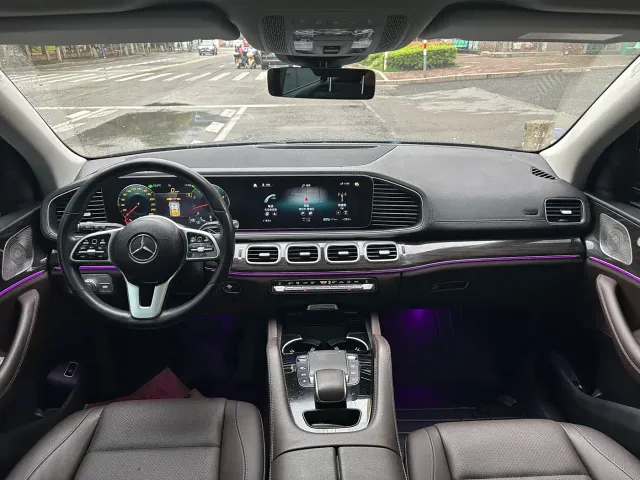 Mercedes-Benz GLE-Class — Фото автомобиля 26