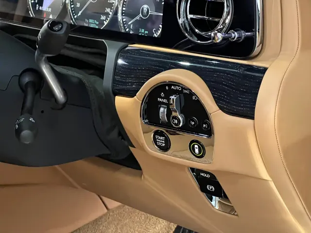Rolls-Royce Ghost — Фото автомобиля 27