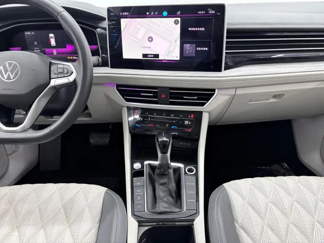 Volkswagen Sagitar — Фото автомобиля 13