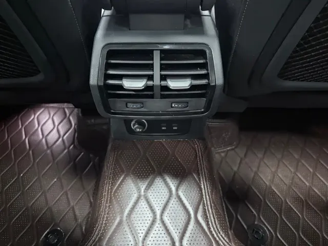 Audi Q3 — Фото автомобиля 18