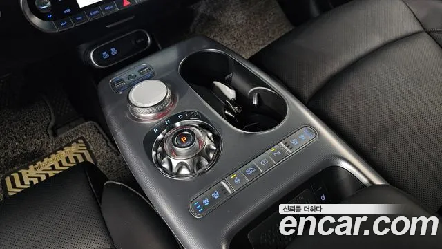 Genesis GV60 — Фото автомобиля 6