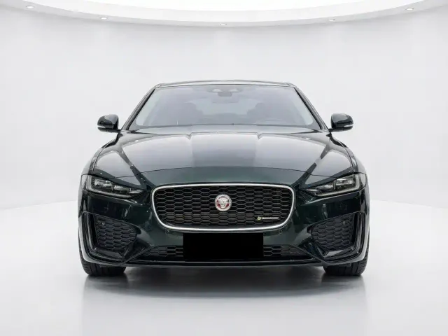 Jaguar XEL — Фото автомобиля 2