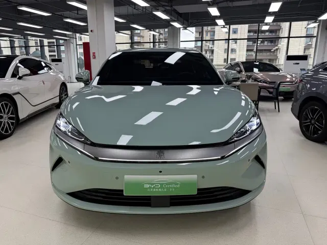 BYD Qin L — Фото автомобиля 2