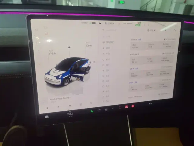 Tesla Model Y — Фото автомобиля 12