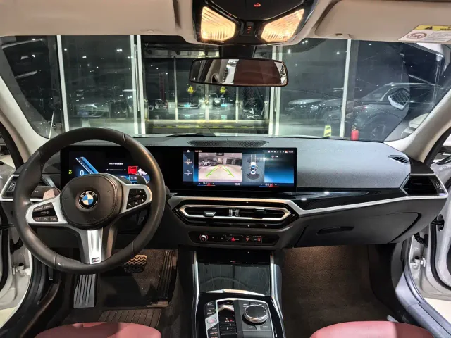 BMW 3 Series — Фото автомобиля 11
